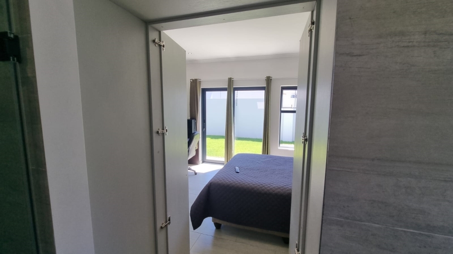 3 Bedroom Property for Sale in Sandown Western Cape